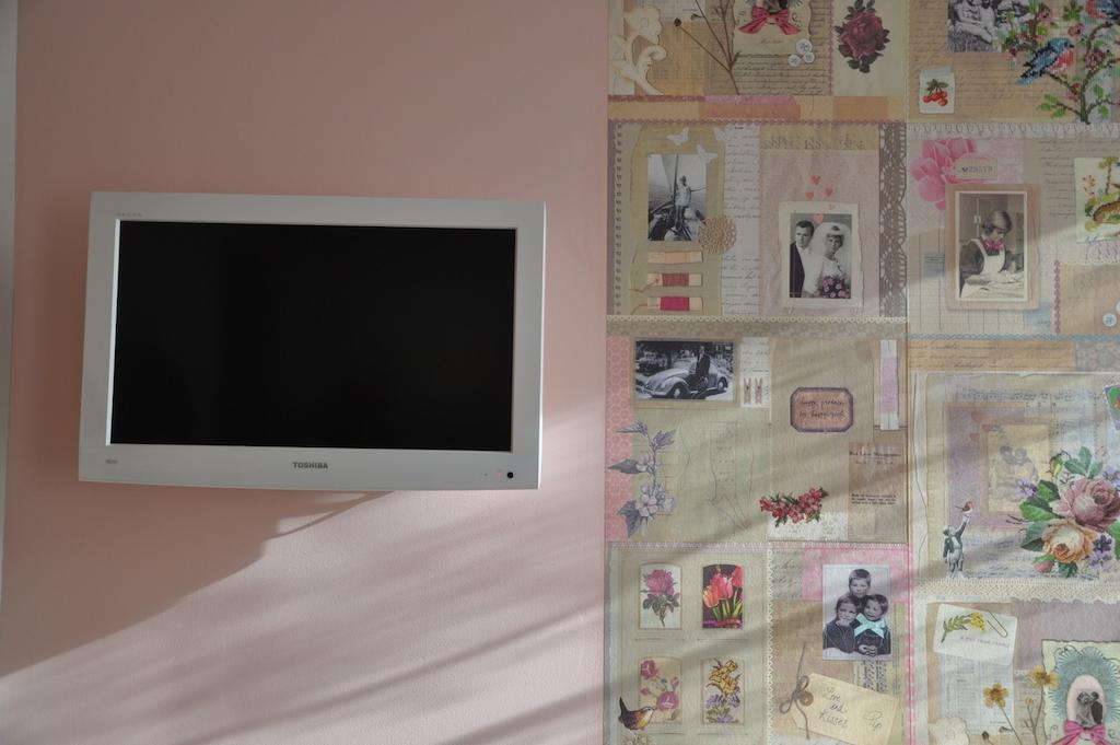La Maison De Rose Bed & Breakfast Brossac Room photo