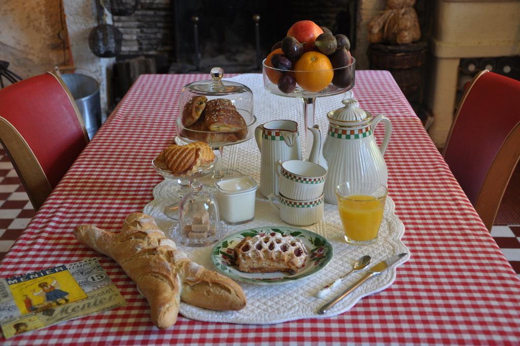 La Maison De Rose Bed & Breakfast Brossac Exterior photo